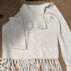 Forever 21 Light Gray Turtleneck Fringe Hem Sweater